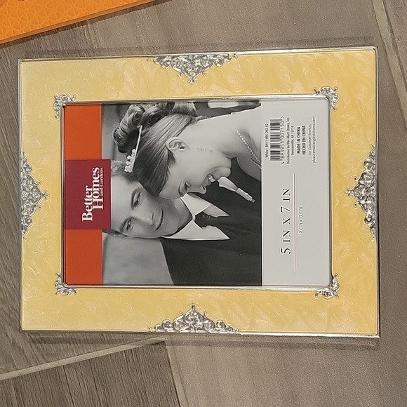 5x7 frame - Picture 1 of 3